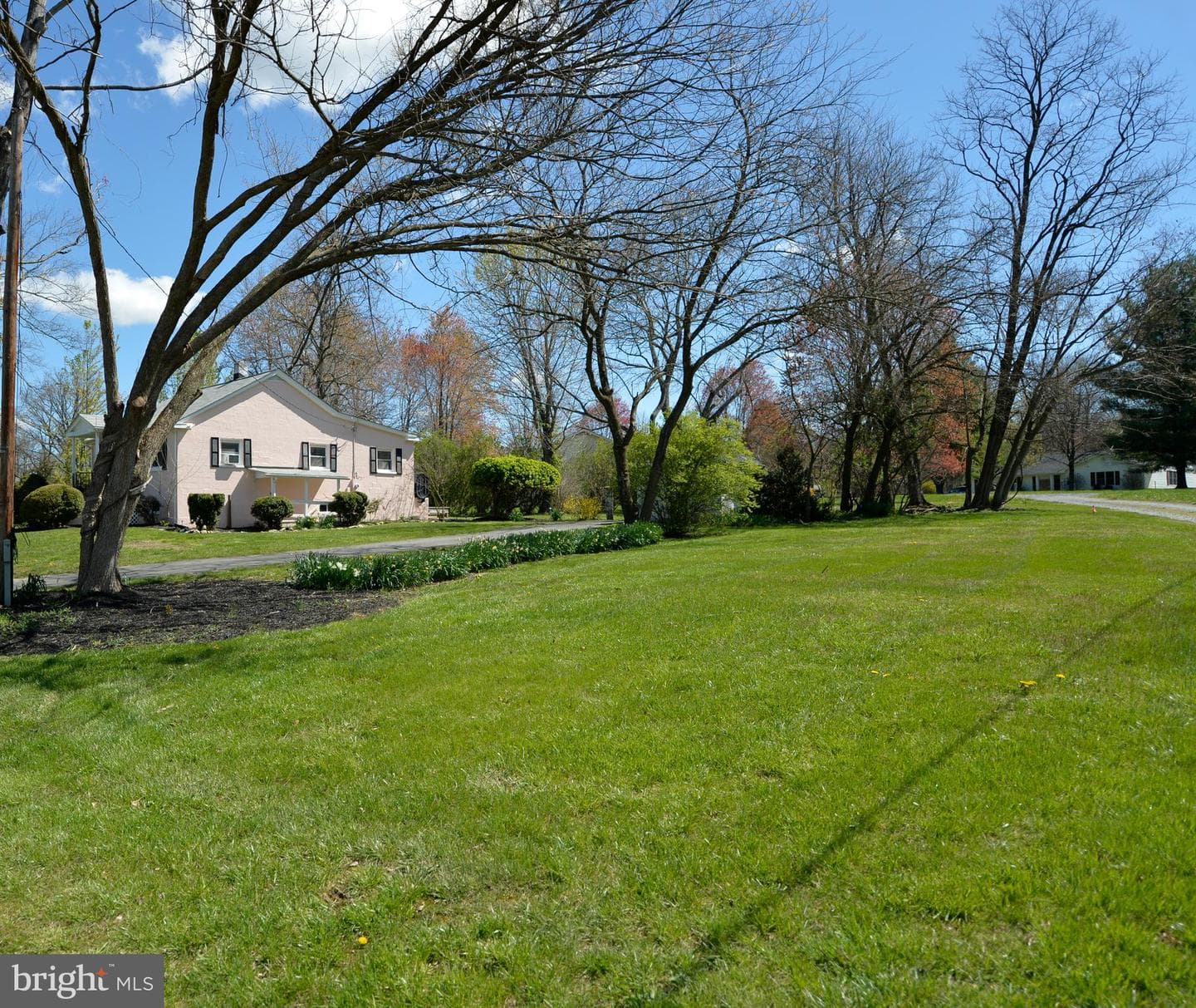 22282 St Louis Road photo 36