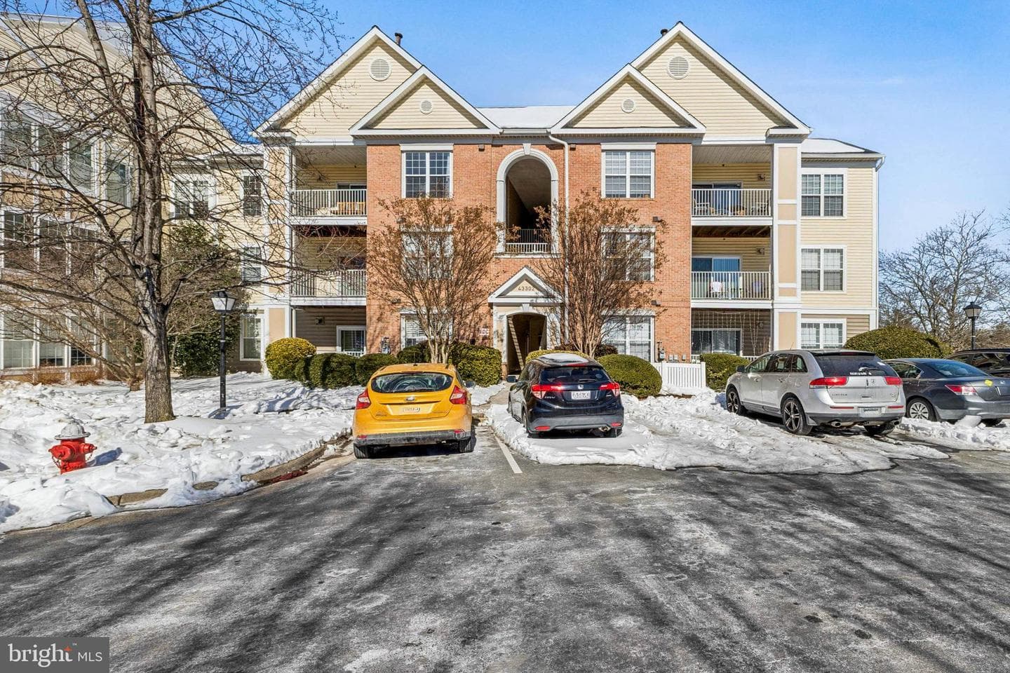 43302 Marymount Terrace #203
