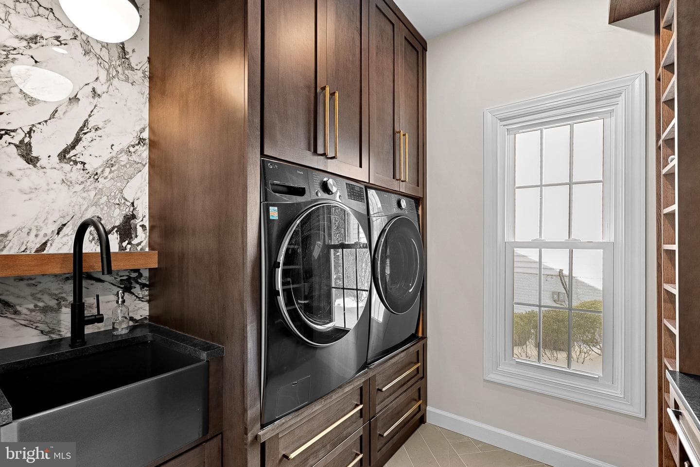 18415 Kingsmill Street photo 38