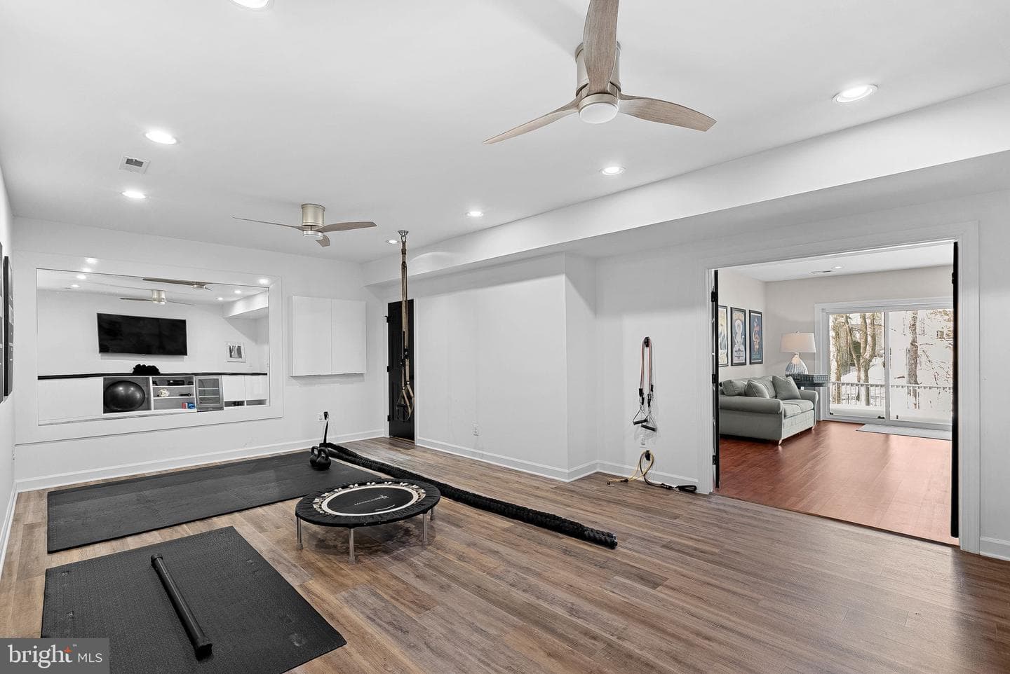 18415 Kingsmill Street photo 60
