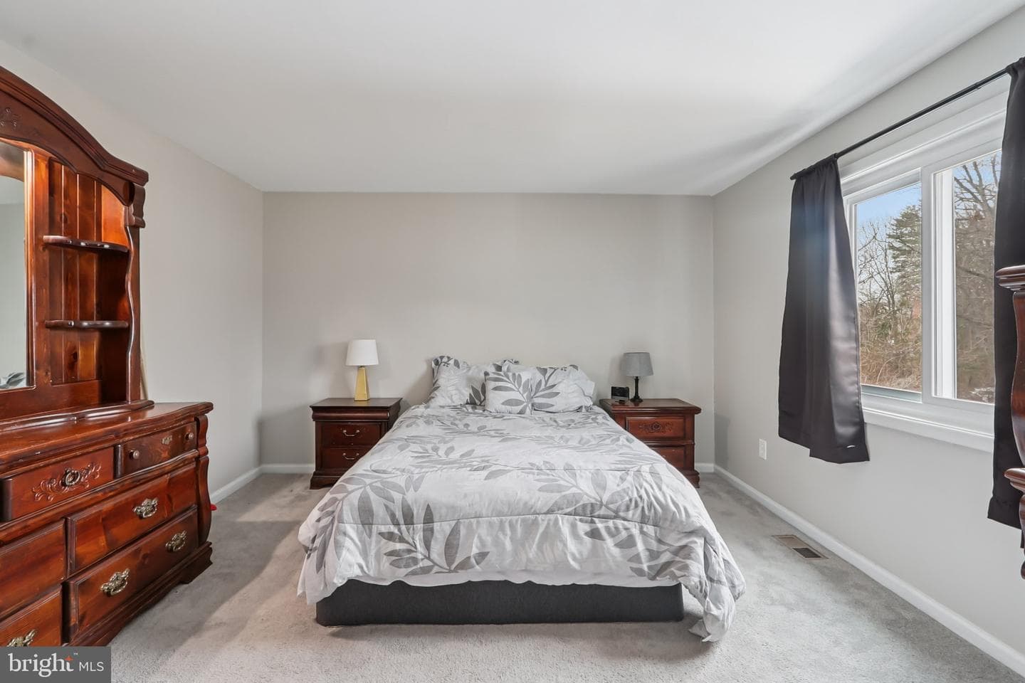 702 Giles Place photo 16