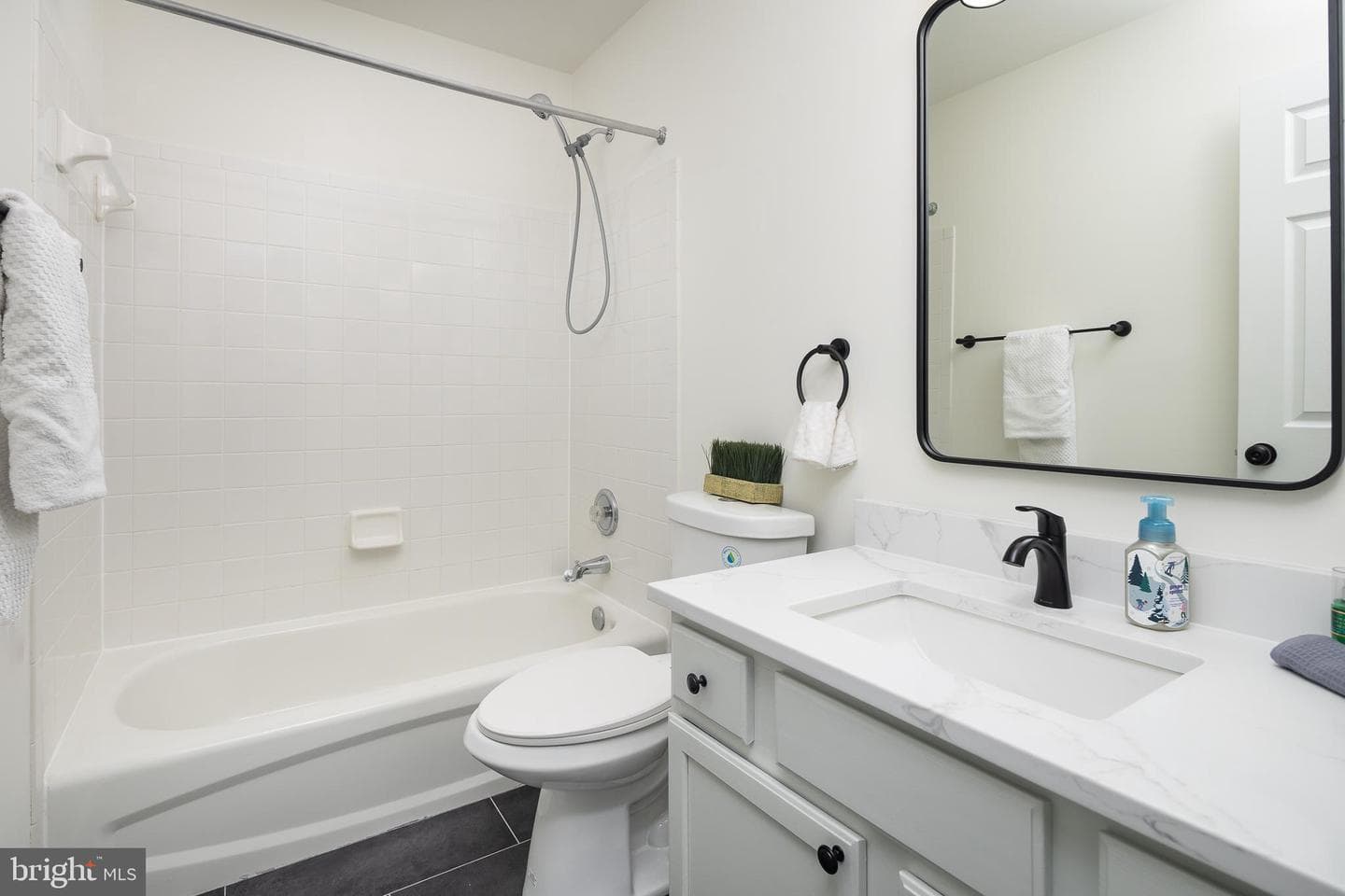20450 Cool Fern Square photo 21
