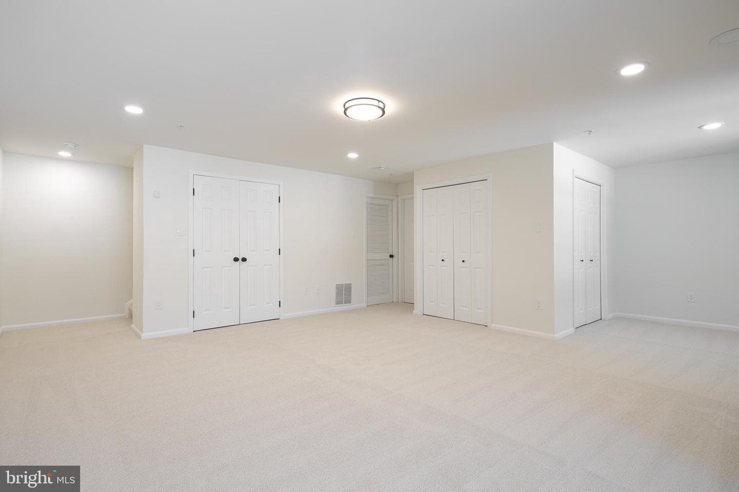 20450 Cool Fern Square photo 24