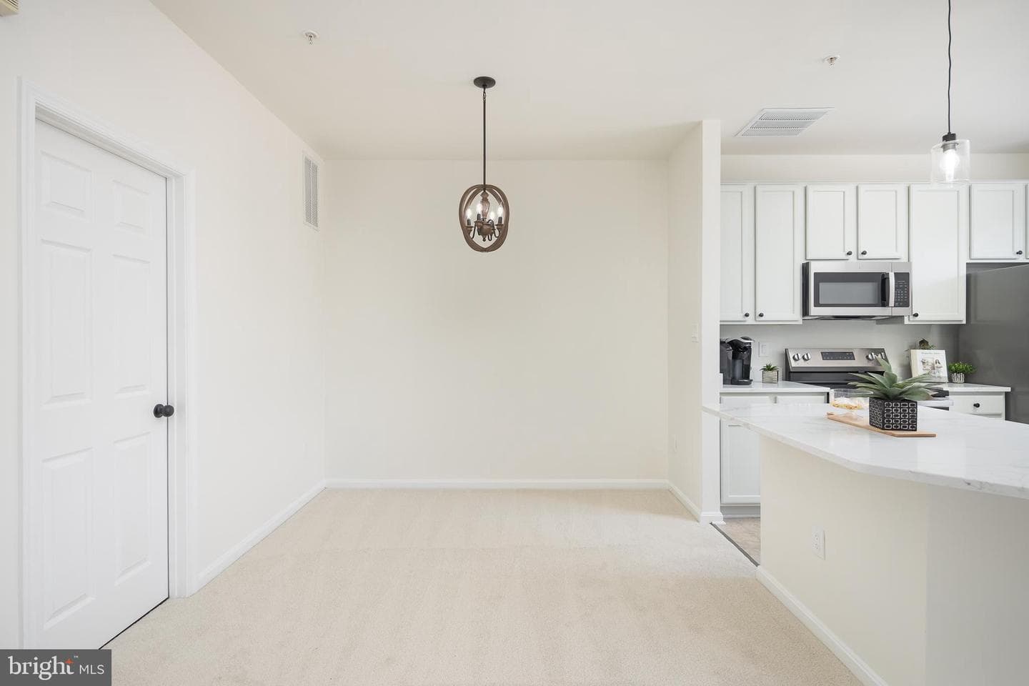 20450 Cool Fern Square photo 7