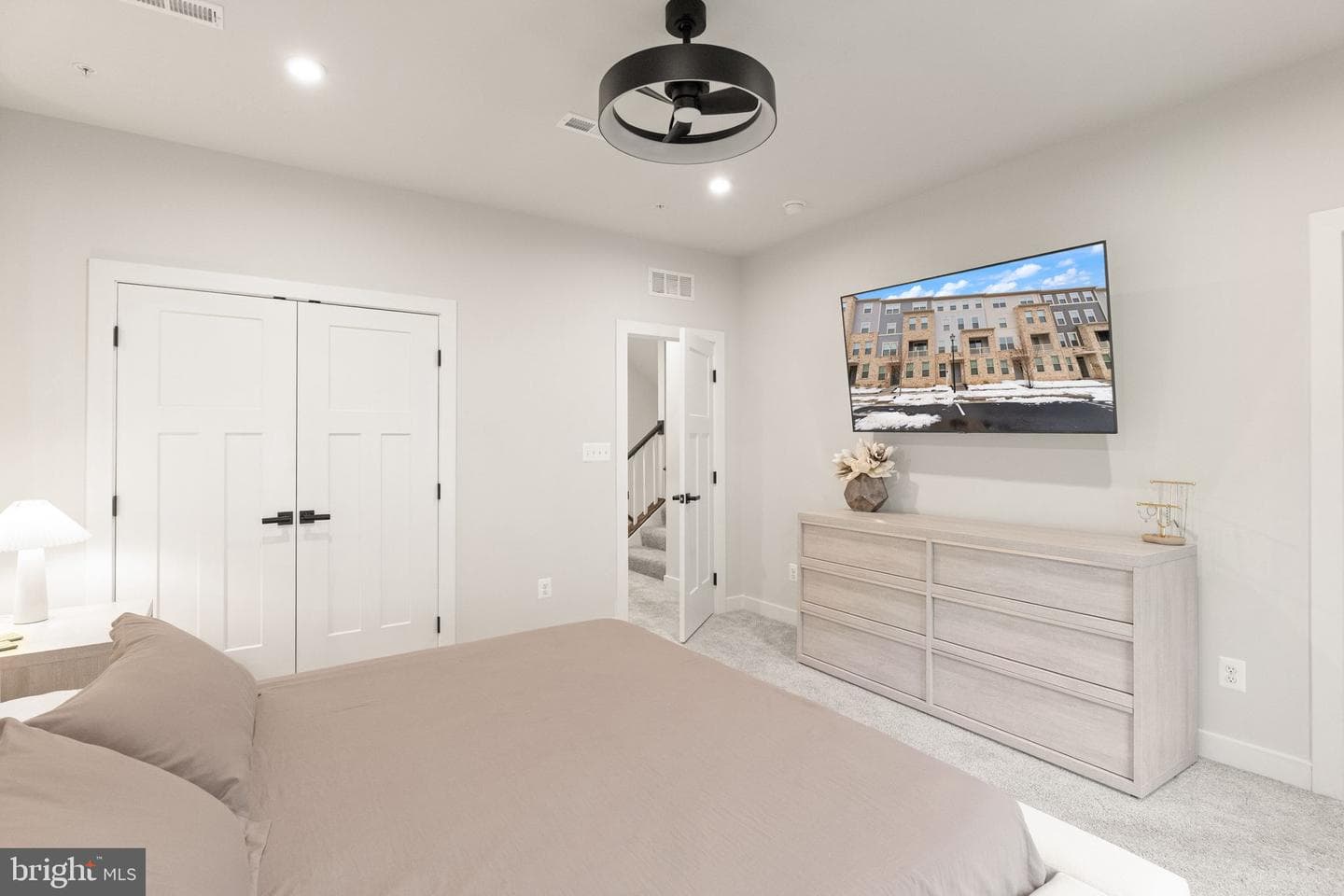 42595 Pitlochry Terrace photo 21