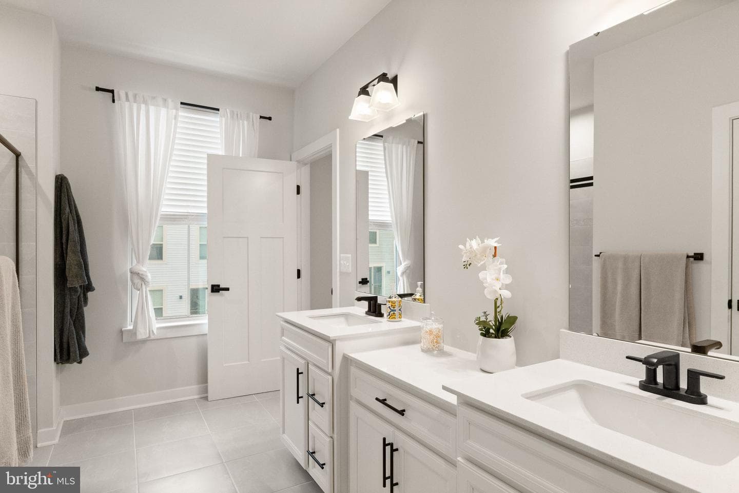 42595 Pitlochry Terrace photo 24