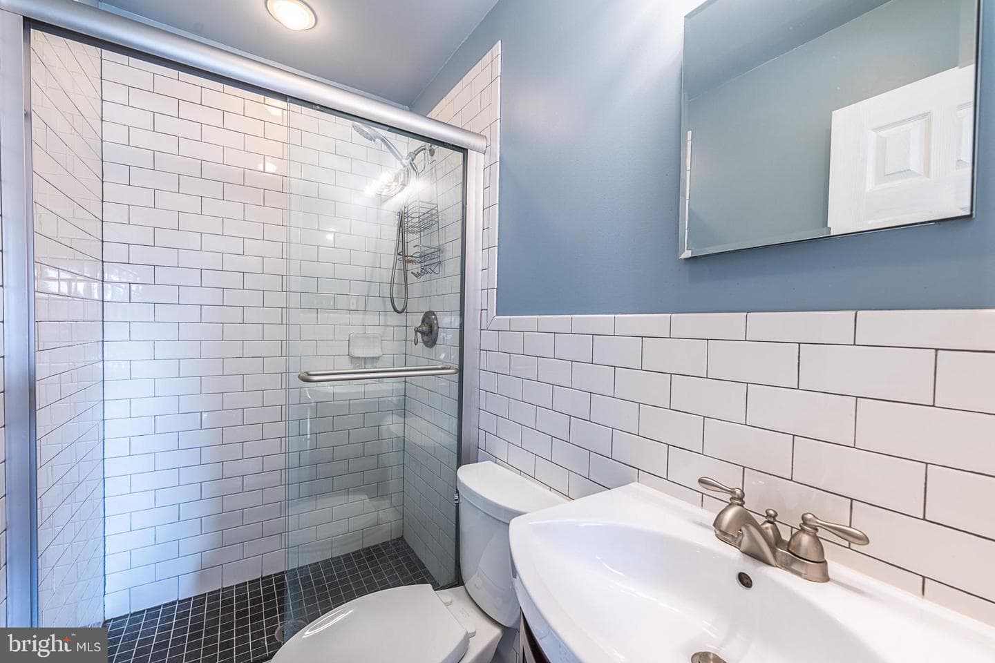 9 Honeybee Avenue photo 16