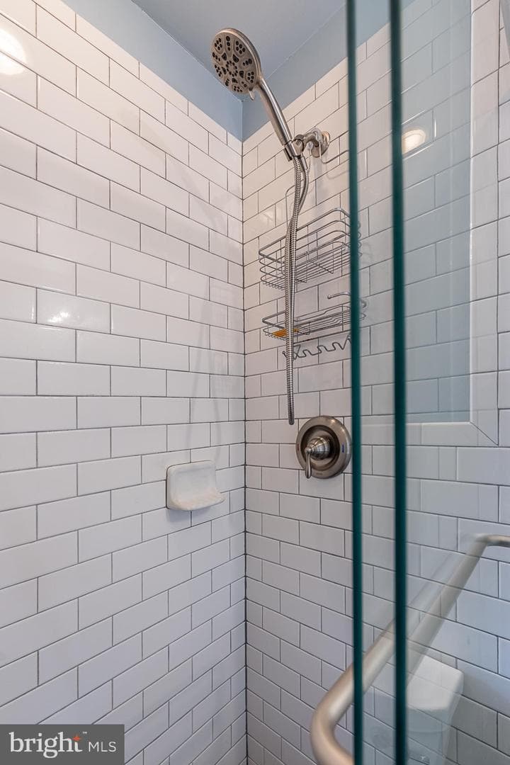 9 Honeybee Avenue photo 18