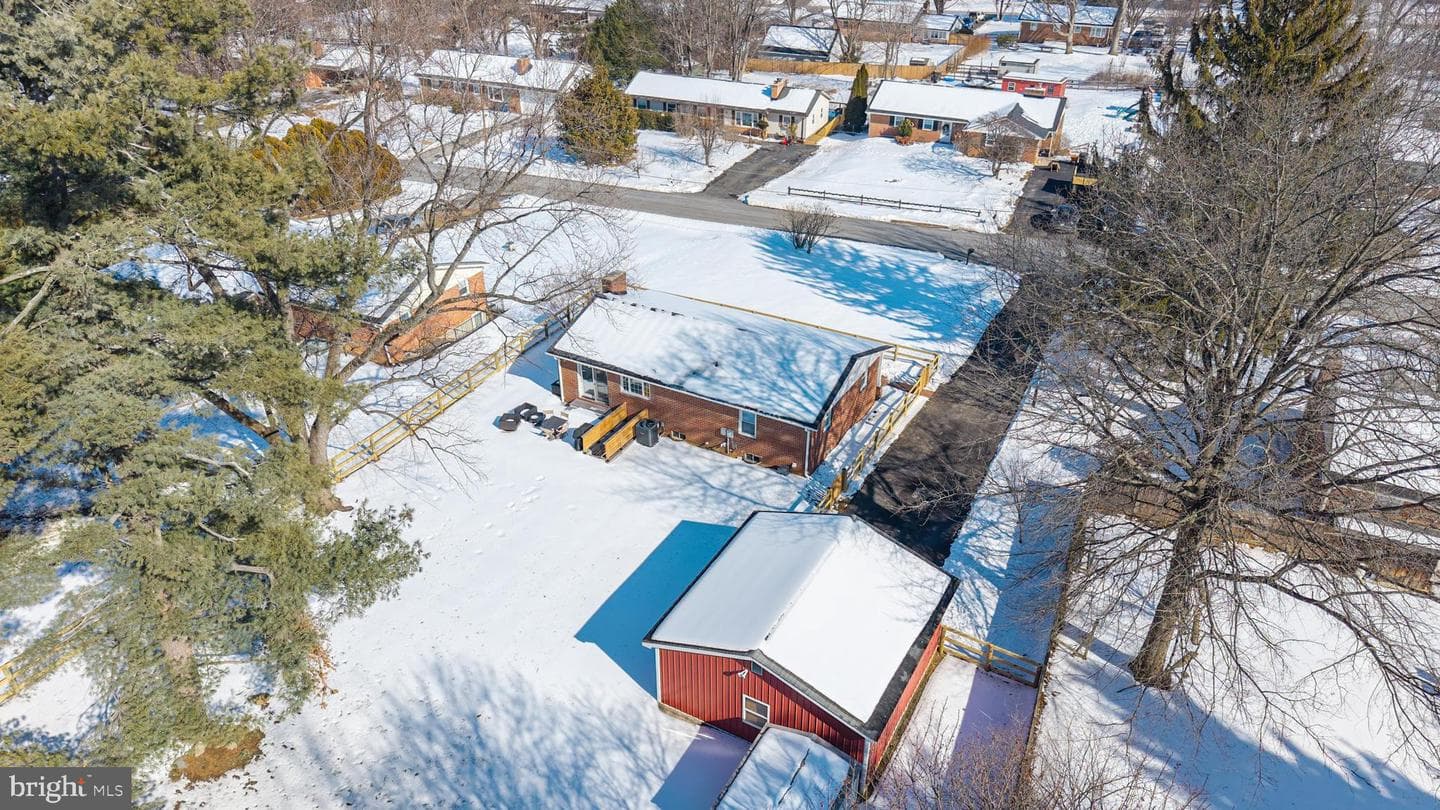 9 Honeybee Avenue photo 21