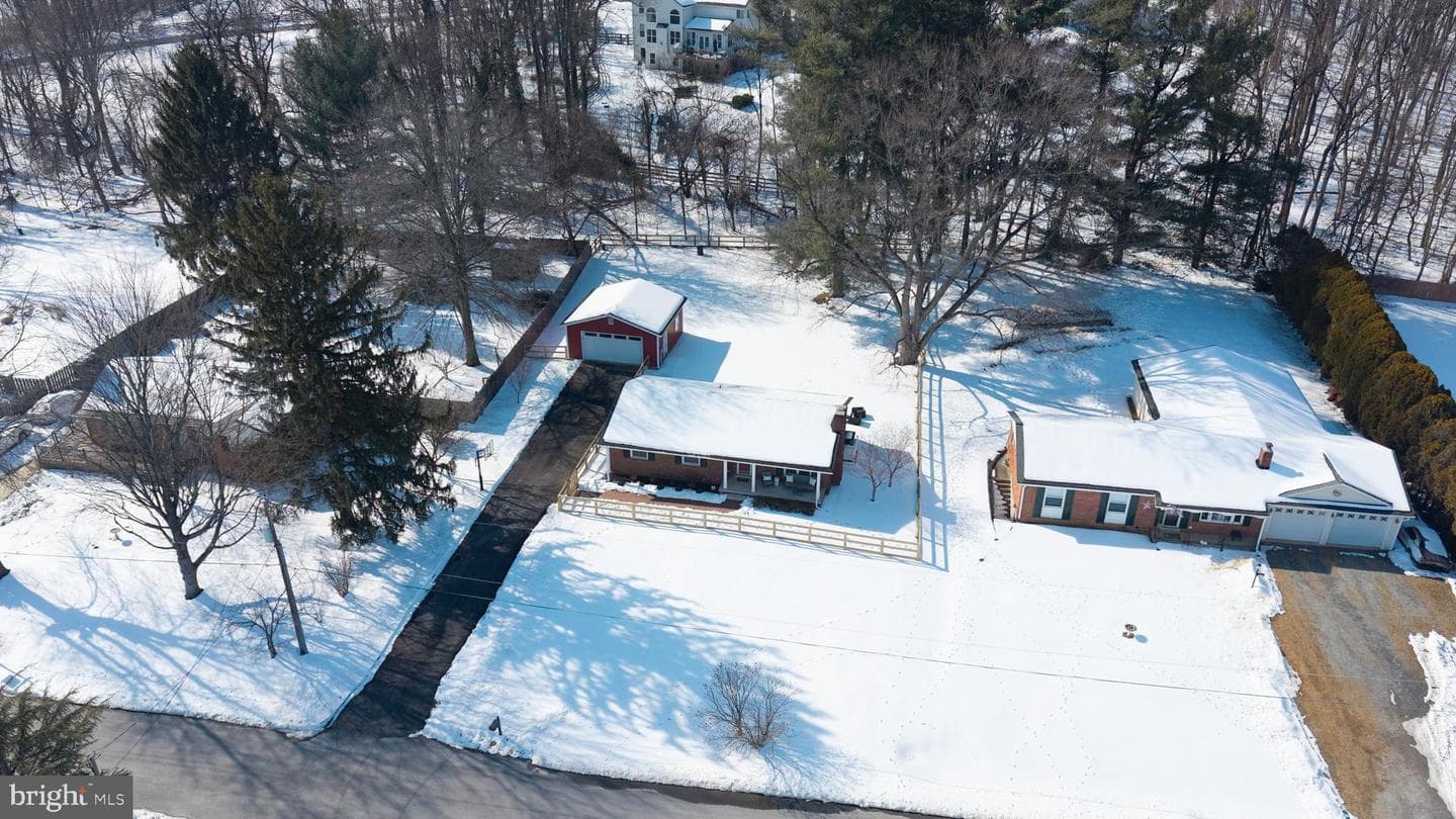 9 Honeybee Avenue photo 27