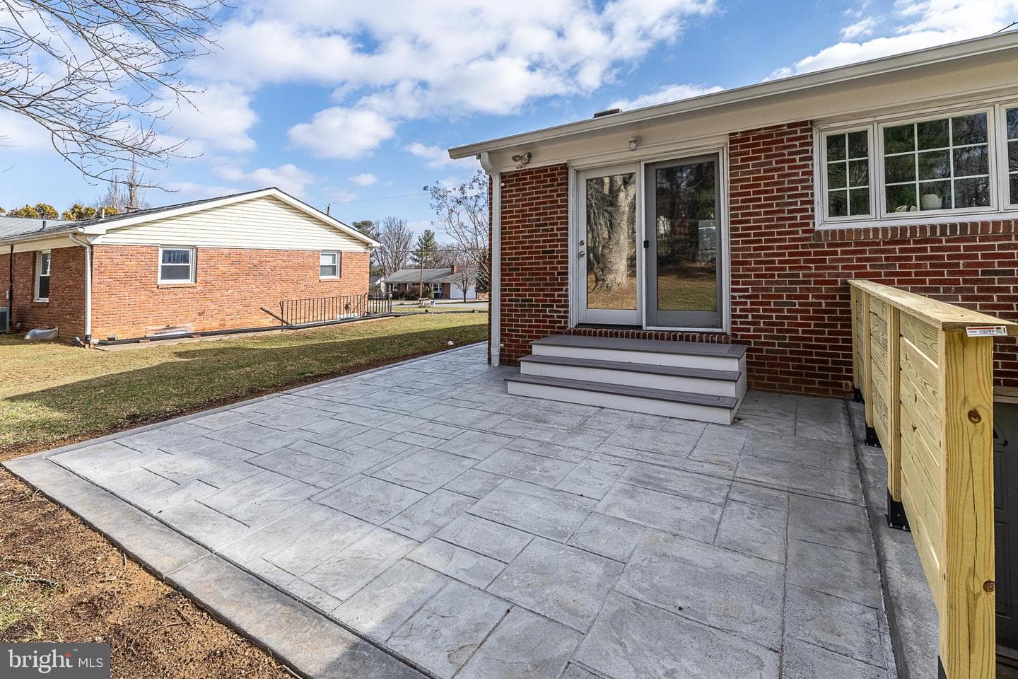 9 Honeybee Avenue photo 5