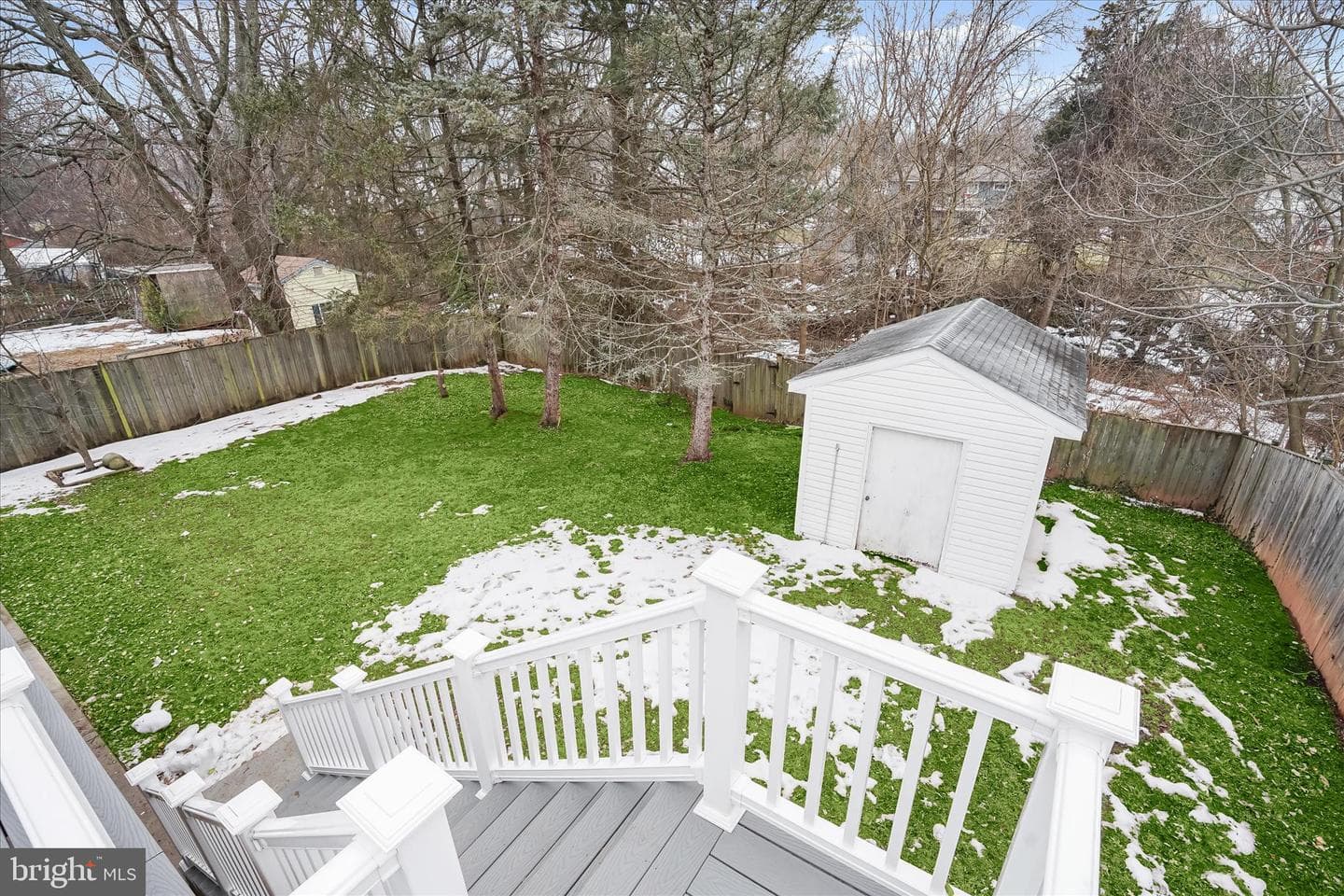 709 W Poplar Road photo 40