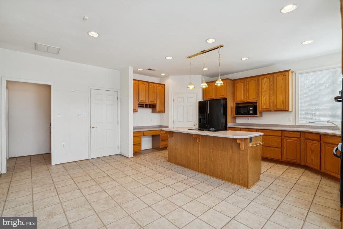1318 Moore Place SW photo 3
