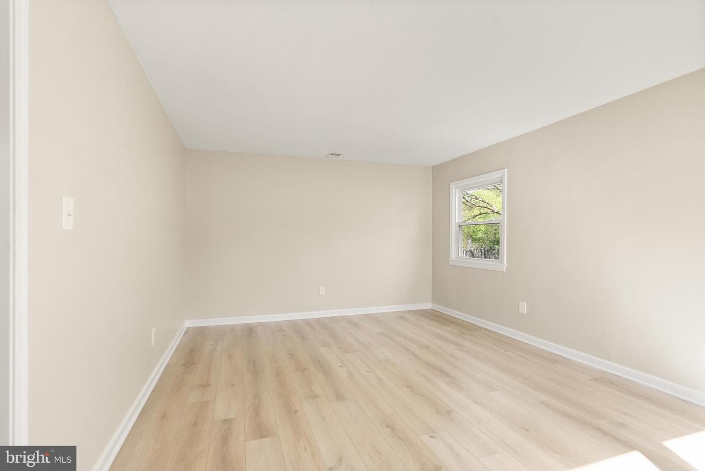 125 N Lincoln Avenue photo 11