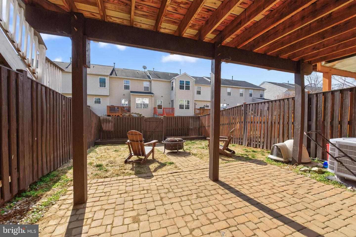 539 Tuliptree Square NE photo 32