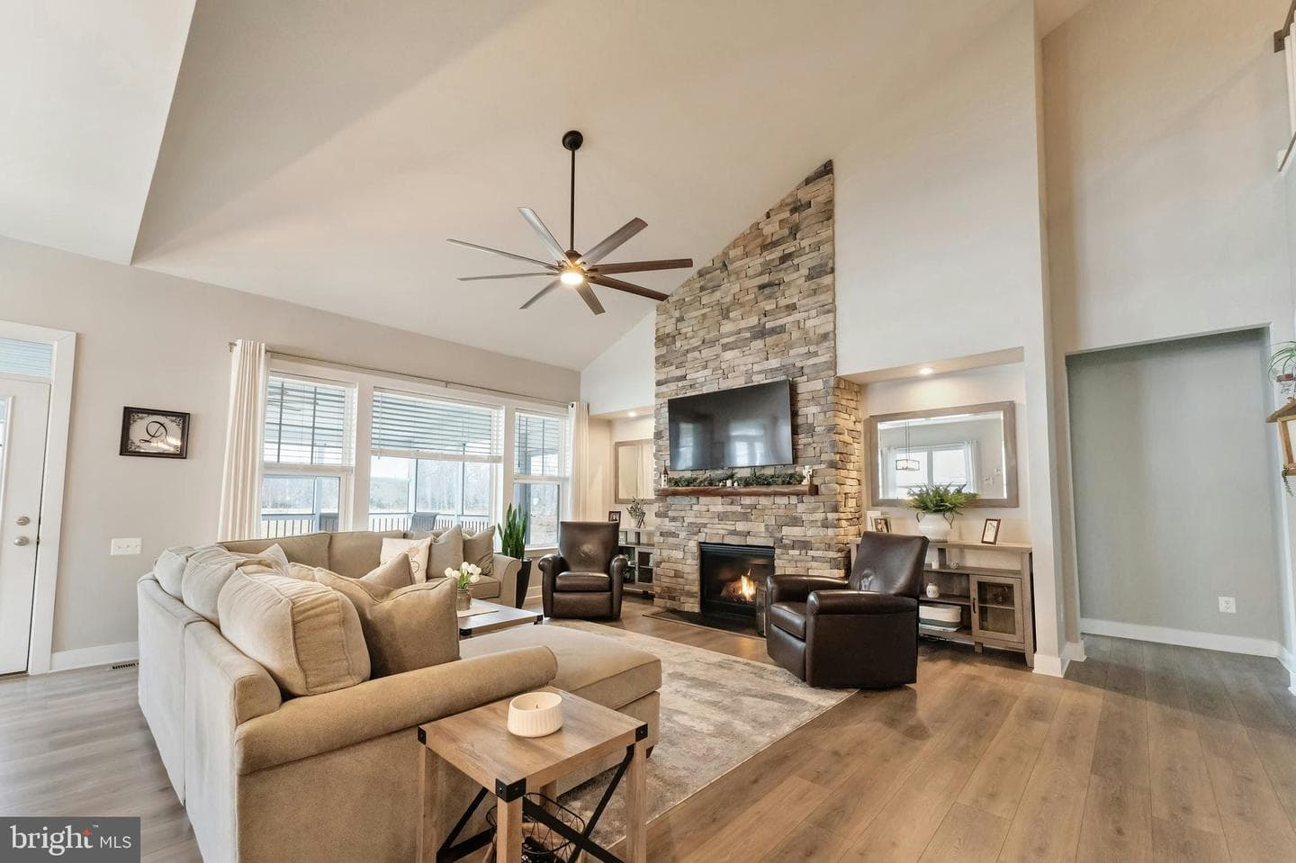 24277 Grayleaf Willow Place photo 7