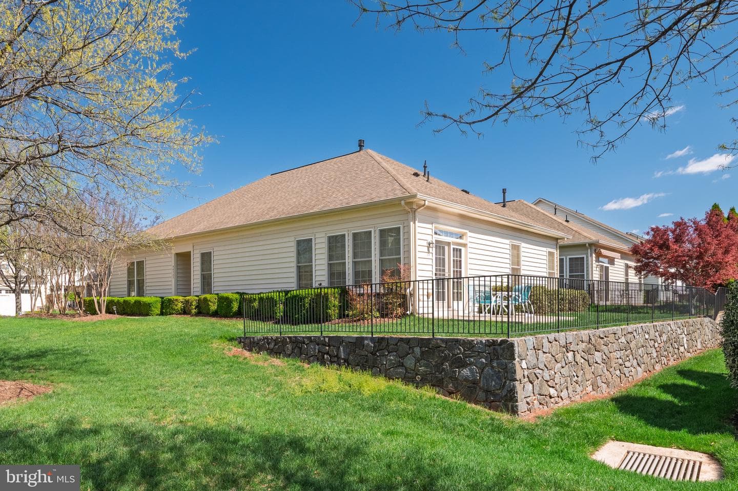 44345 Sunset Maple Drive photo 15
