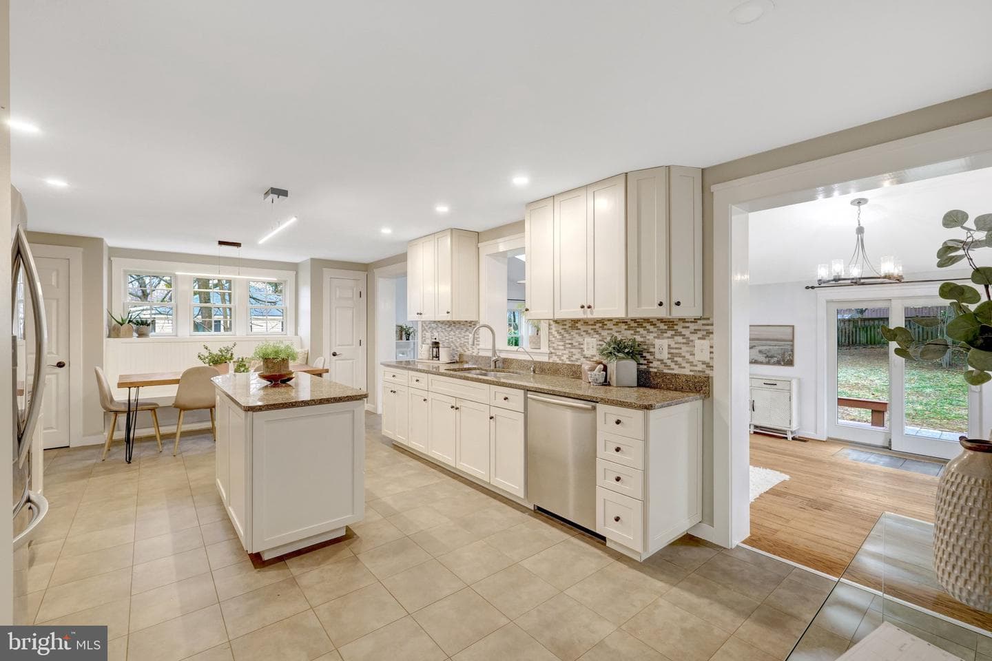406 Blue Ridge Avenue NE photo 17