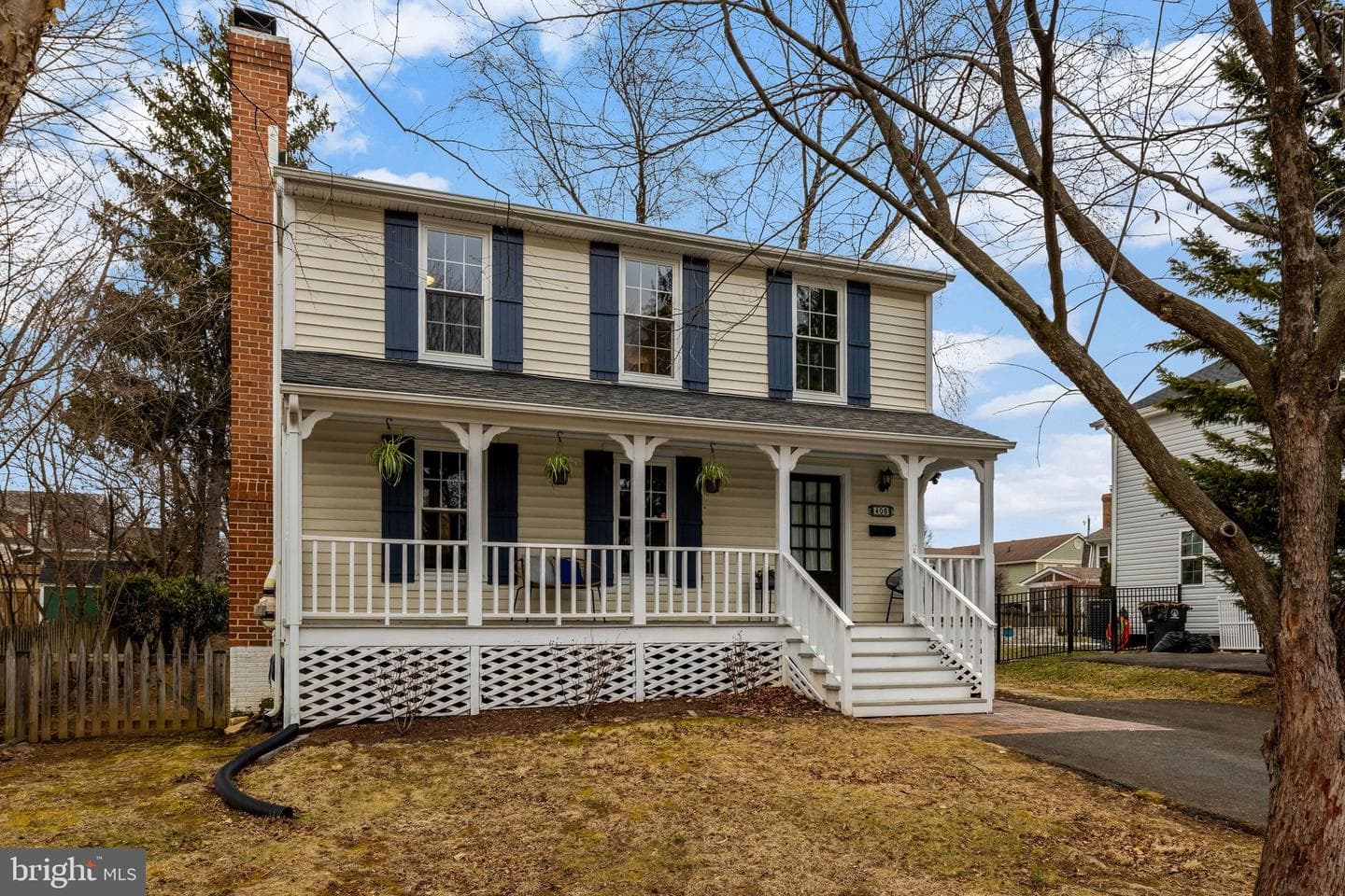 406 Blue Ridge Avenue NE photo 3