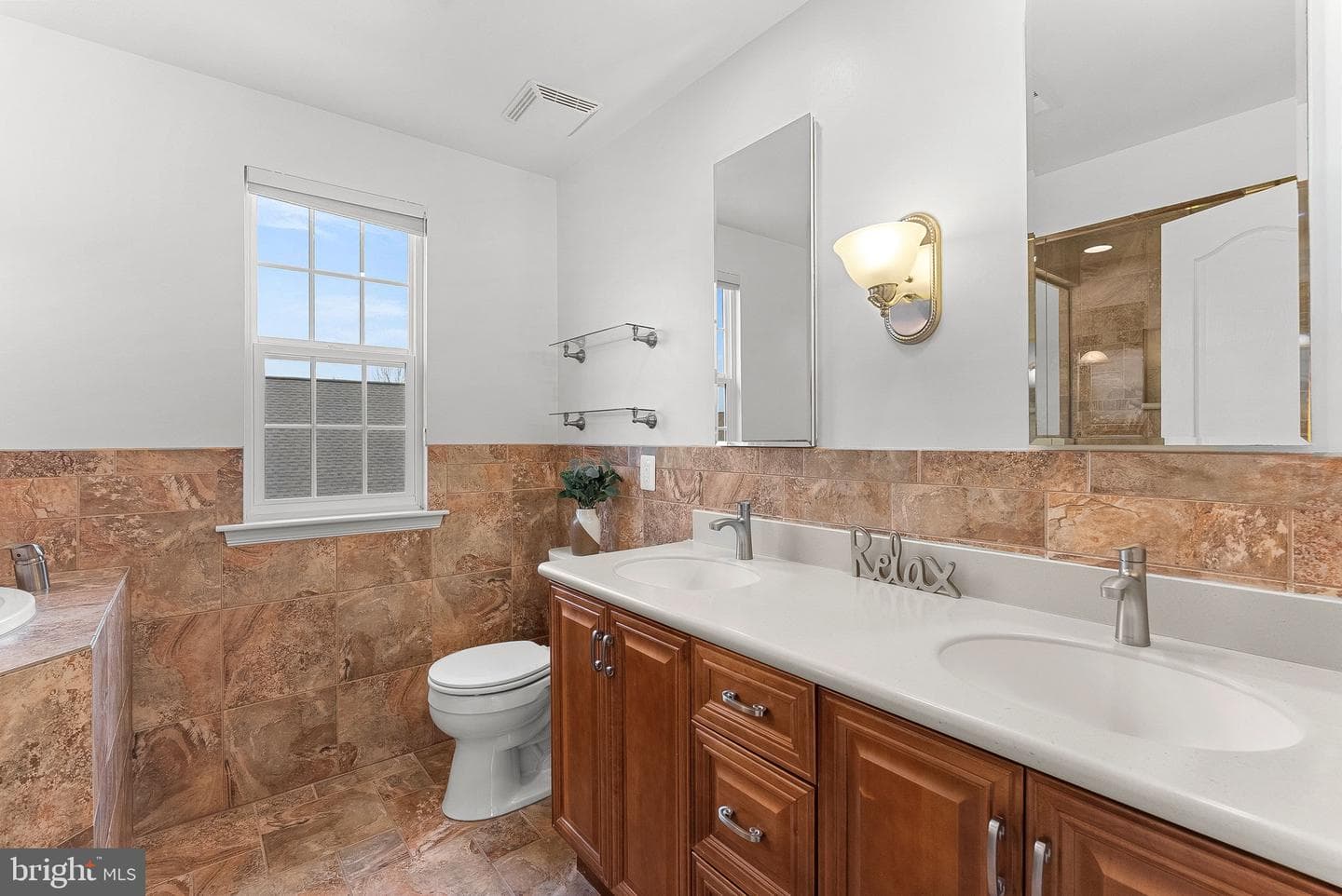 20525 Lansing Terrace photo 25