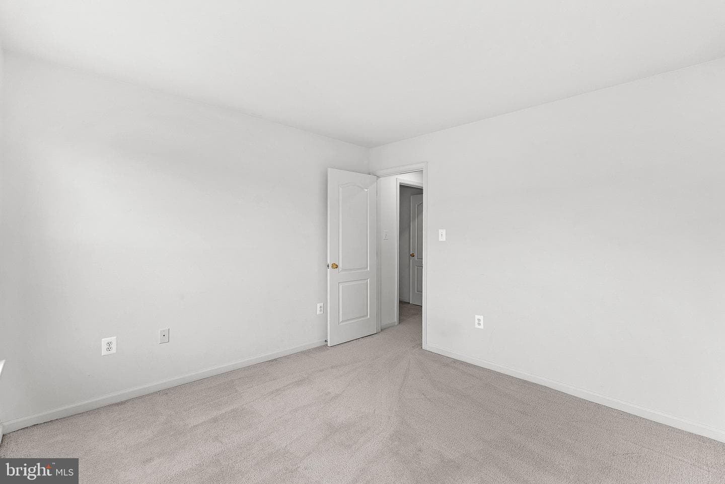 20525 Lansing Terrace photo 31