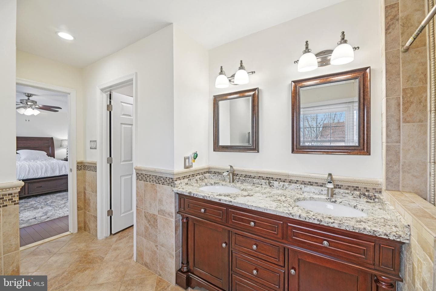 111 Connemara Drive photo 33
