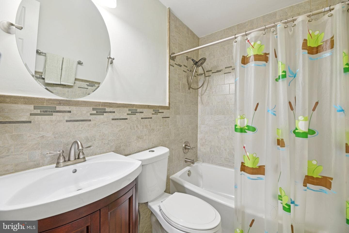 111 Connemara Drive photo 44