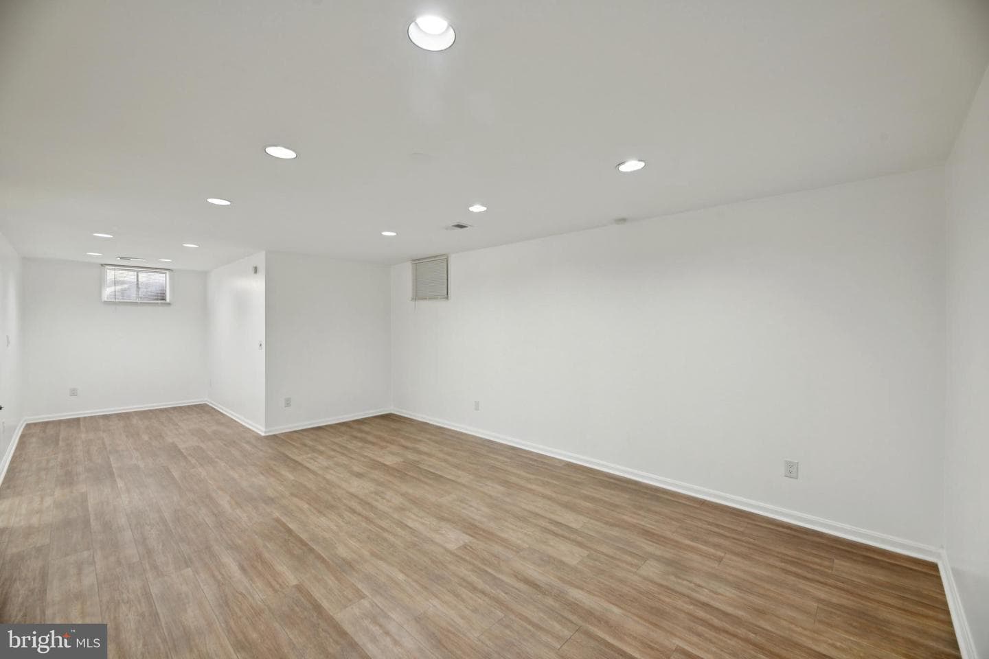 111 Connemara Drive photo 51