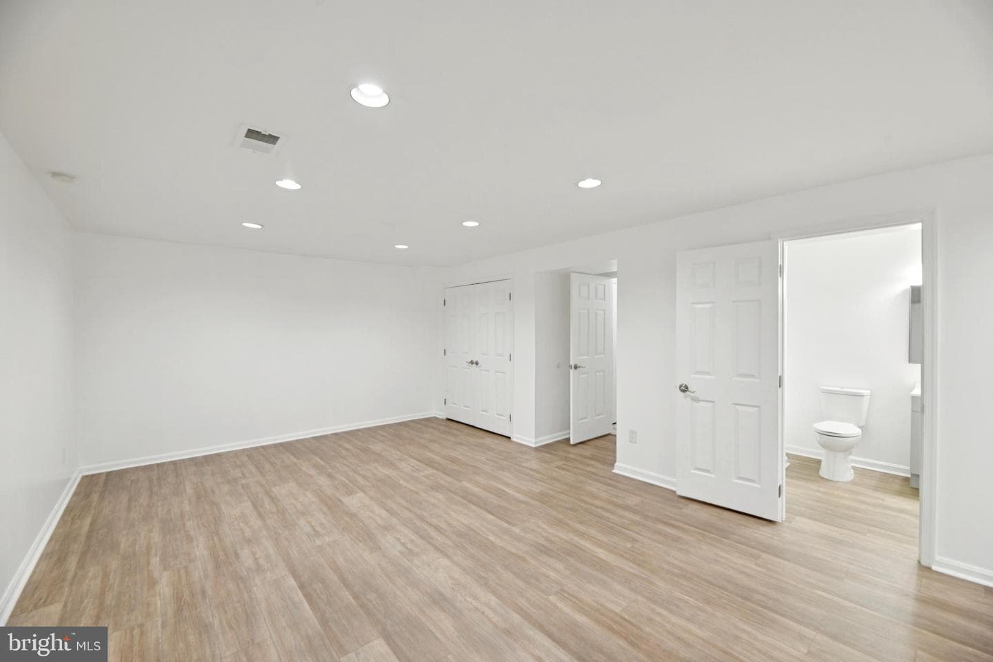 111 Connemara Drive photo 53