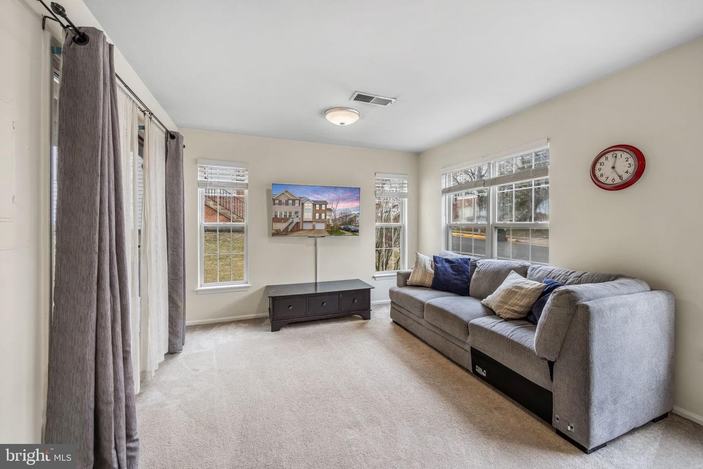 20627 Glenmere Square photo 38