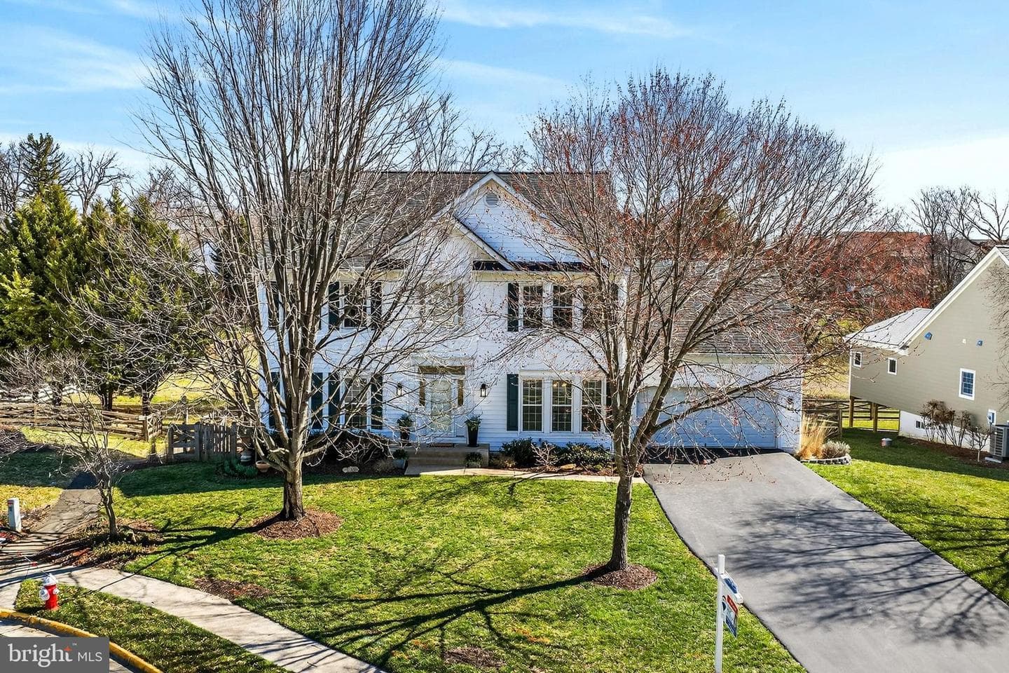 604 Elliot Drive photo 1