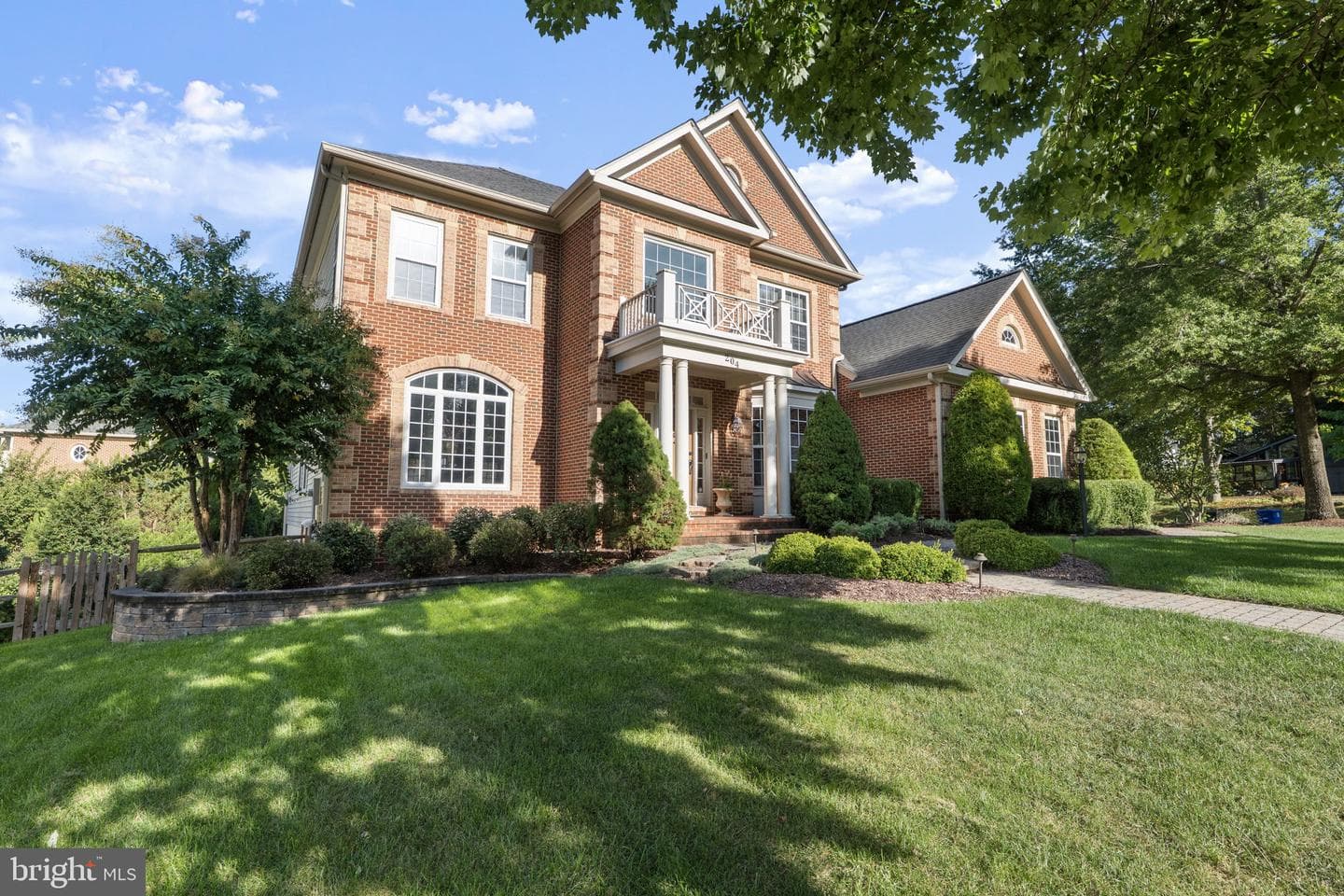 204 Lawson Road SE photo 3