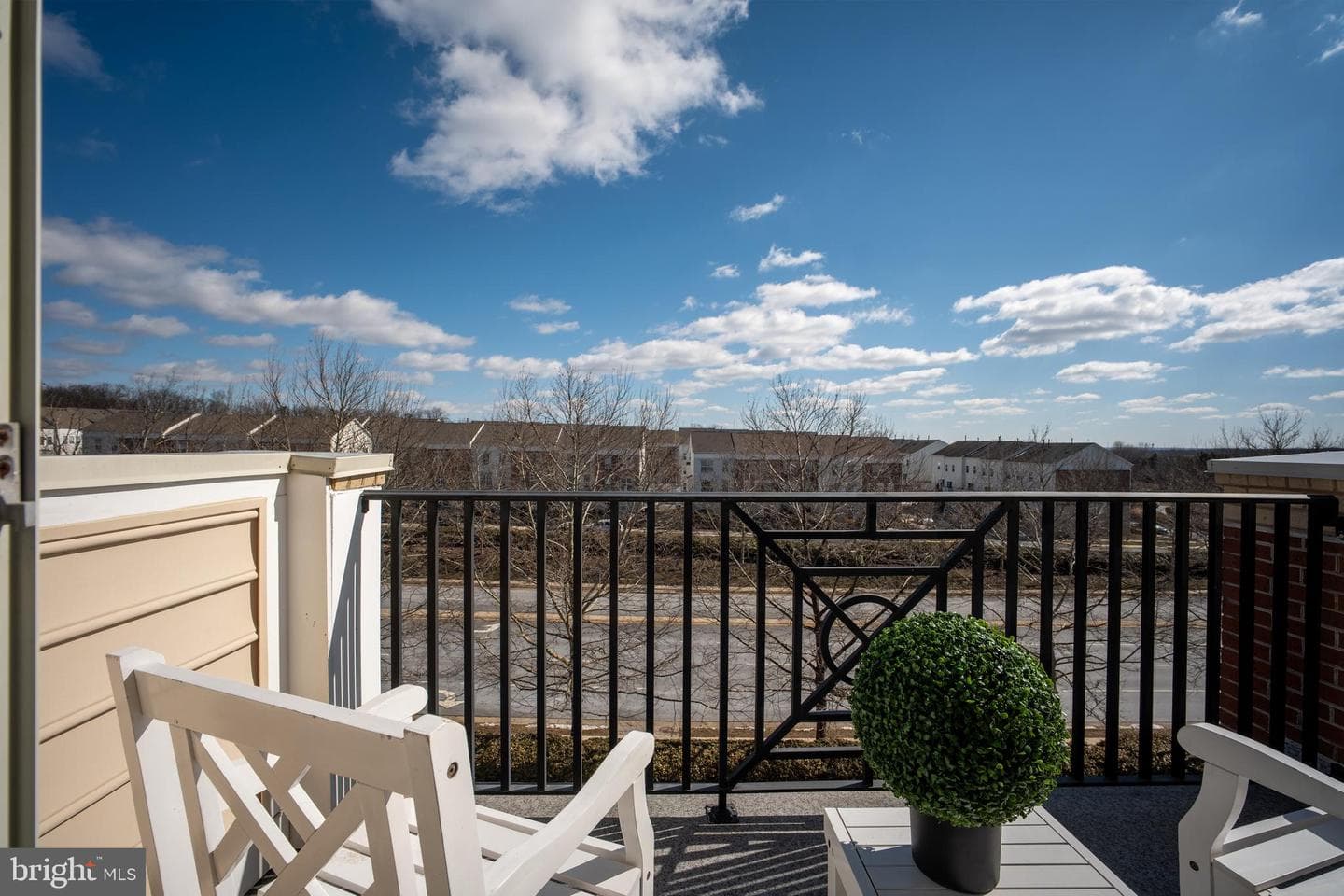 22741 Settlers Trail photo 56