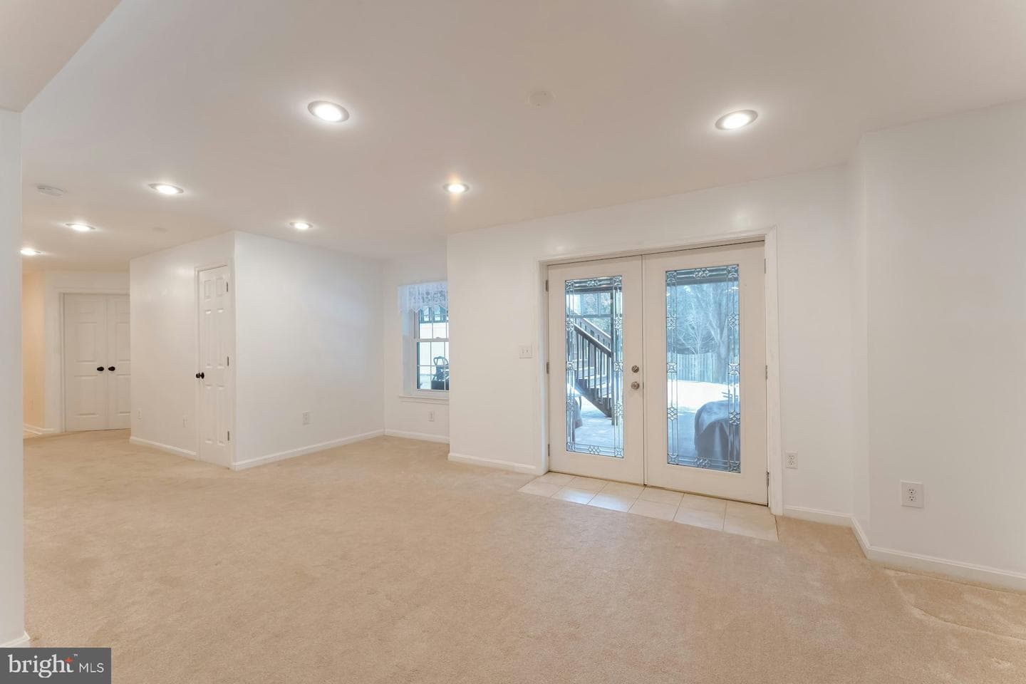 628 Wintergreen Drive photo 36