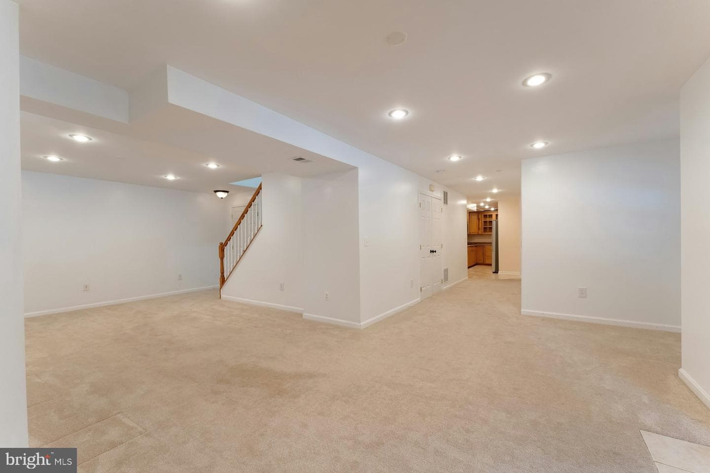 628 Wintergreen Drive photo 38