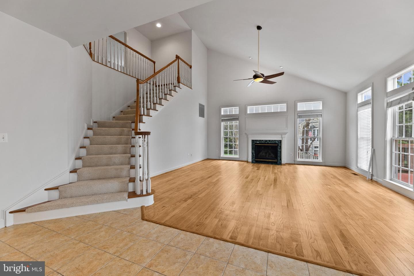 42602 Suny Bay Court photo 14