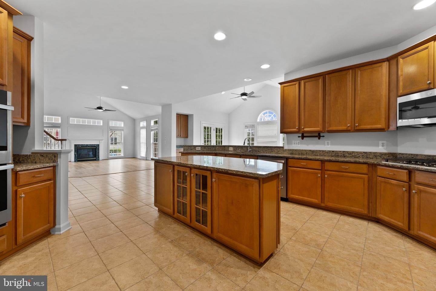 42602 Suny Bay Court photo 16