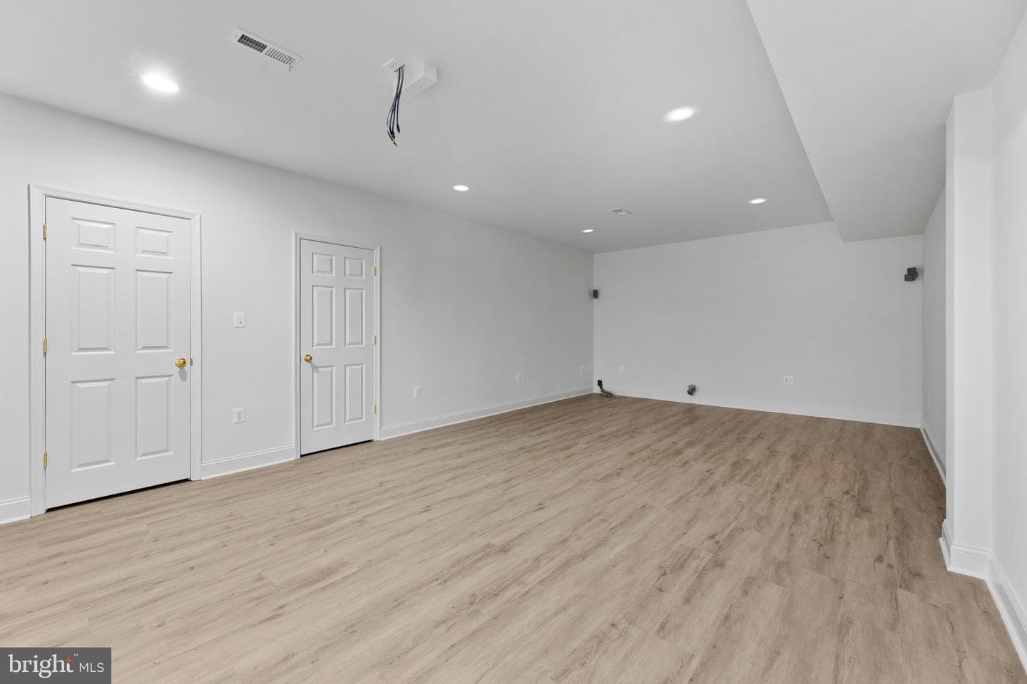 42602 Suny Bay Court photo 24