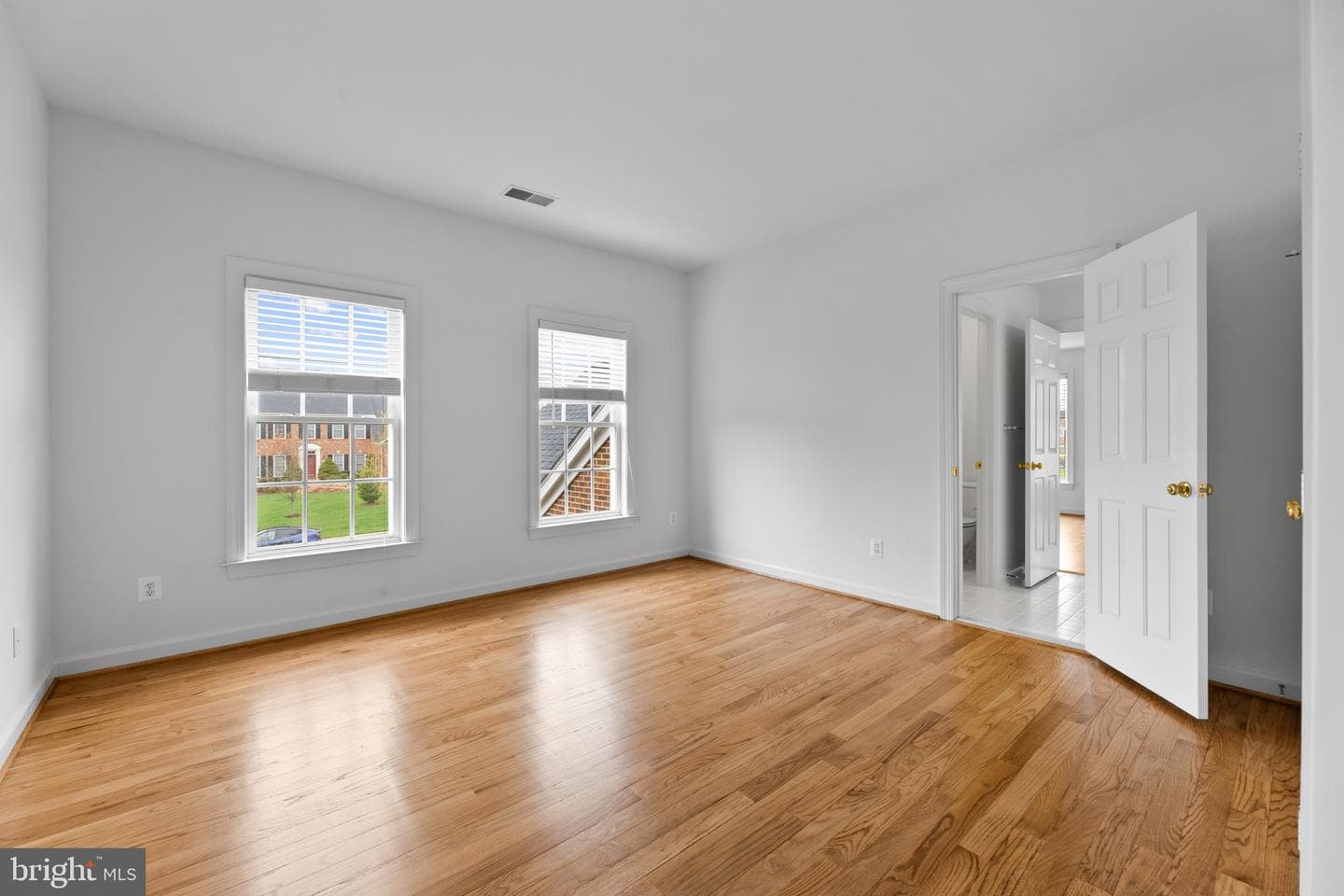 42602 Suny Bay Court photo 35