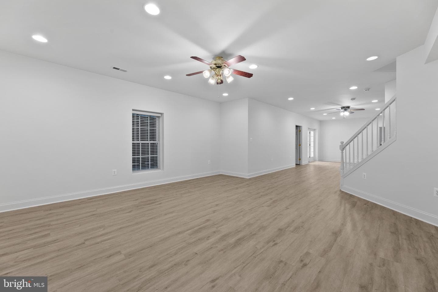 42602 Suny Bay Court photo 46