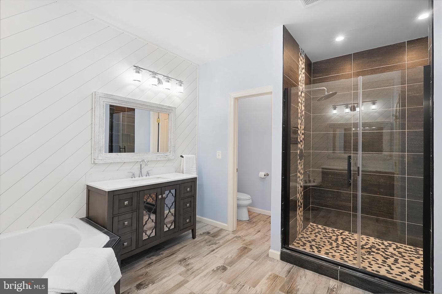 22476 Dinah Place photo 32