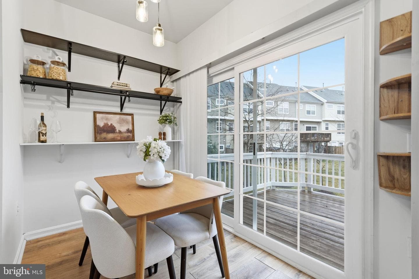 22987 Fontwell Square photo 11