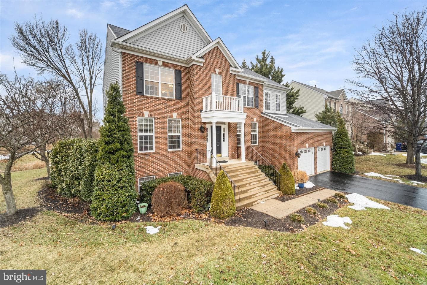 837 Macalister Drive SE photo 4