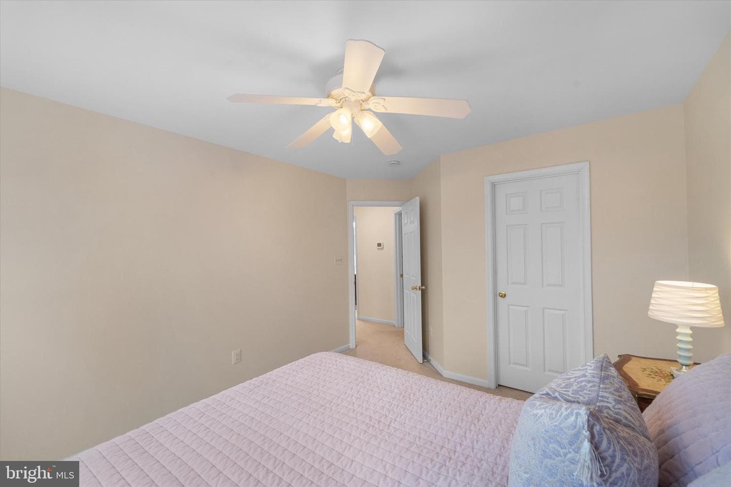 837 Macalister Drive SE photo 40