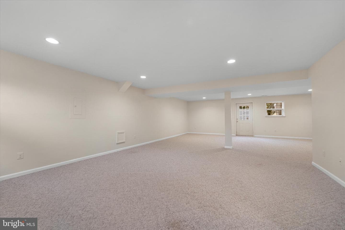 837 Macalister Drive SE photo 47