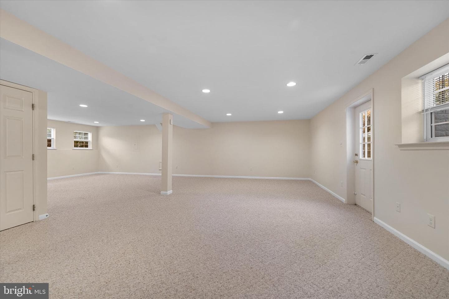 837 Macalister Drive SE photo 49