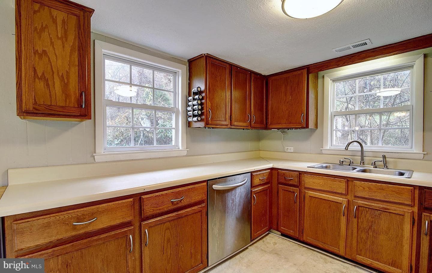 13096 Furnace Mountain Road photo 17