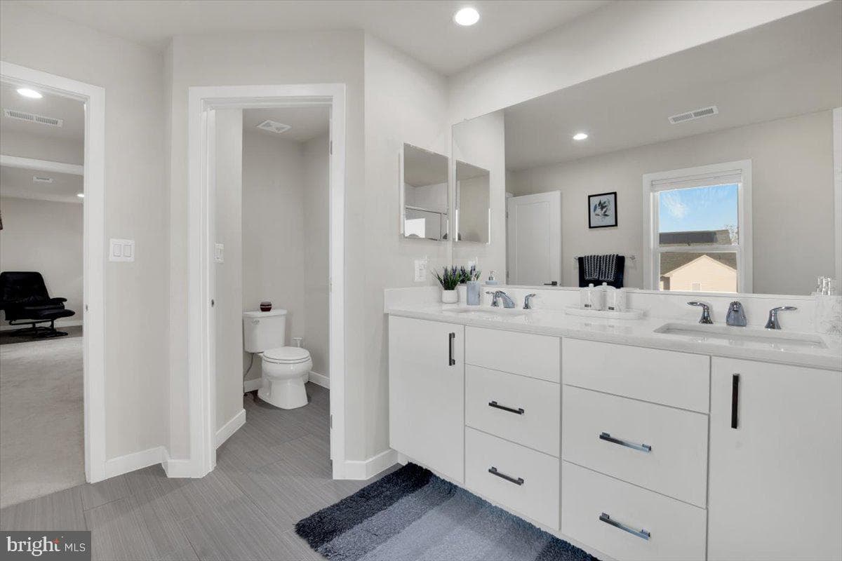 25038 Woodland Iris Drive photo 18