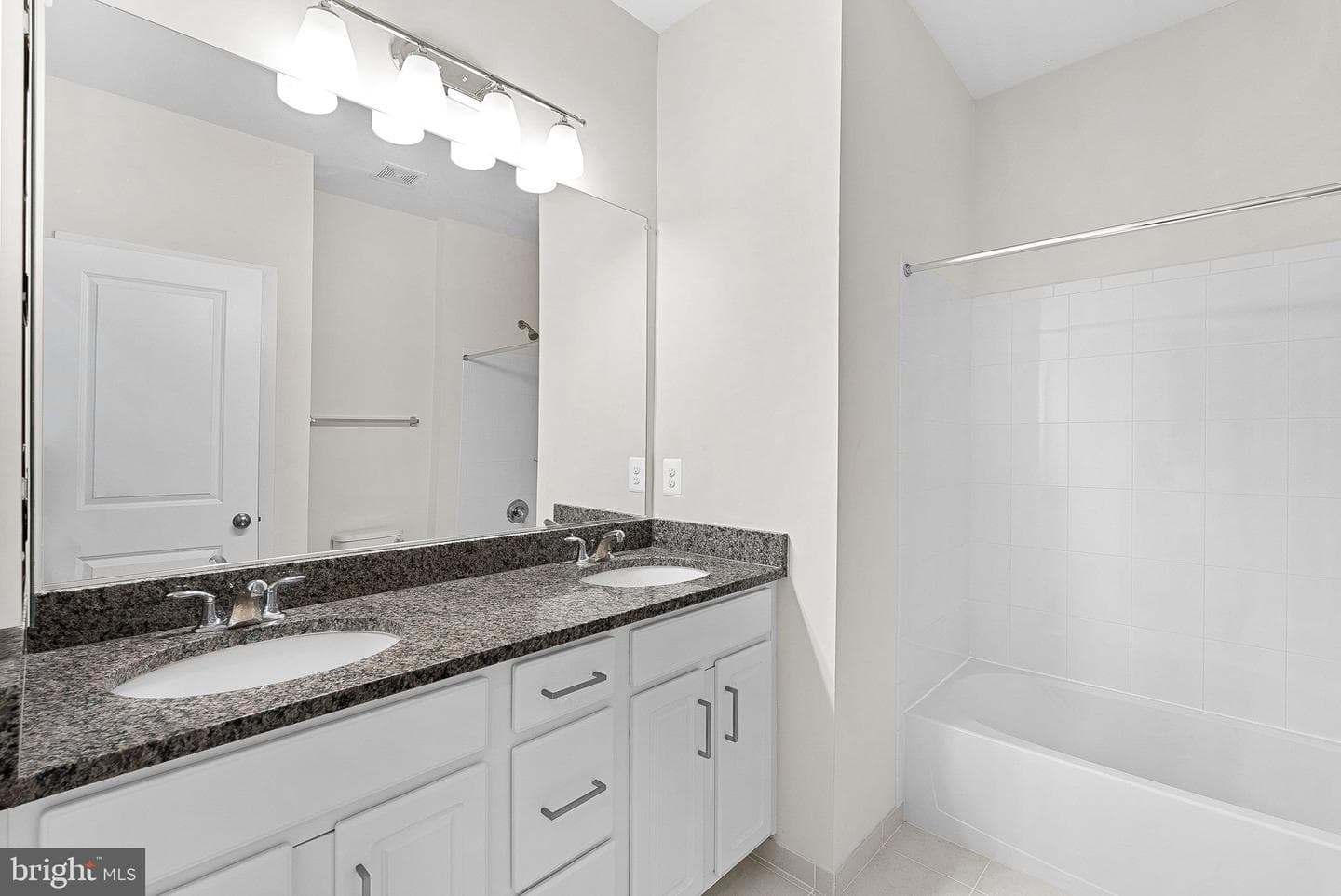 23104 Sullivans Cove Square photo 29