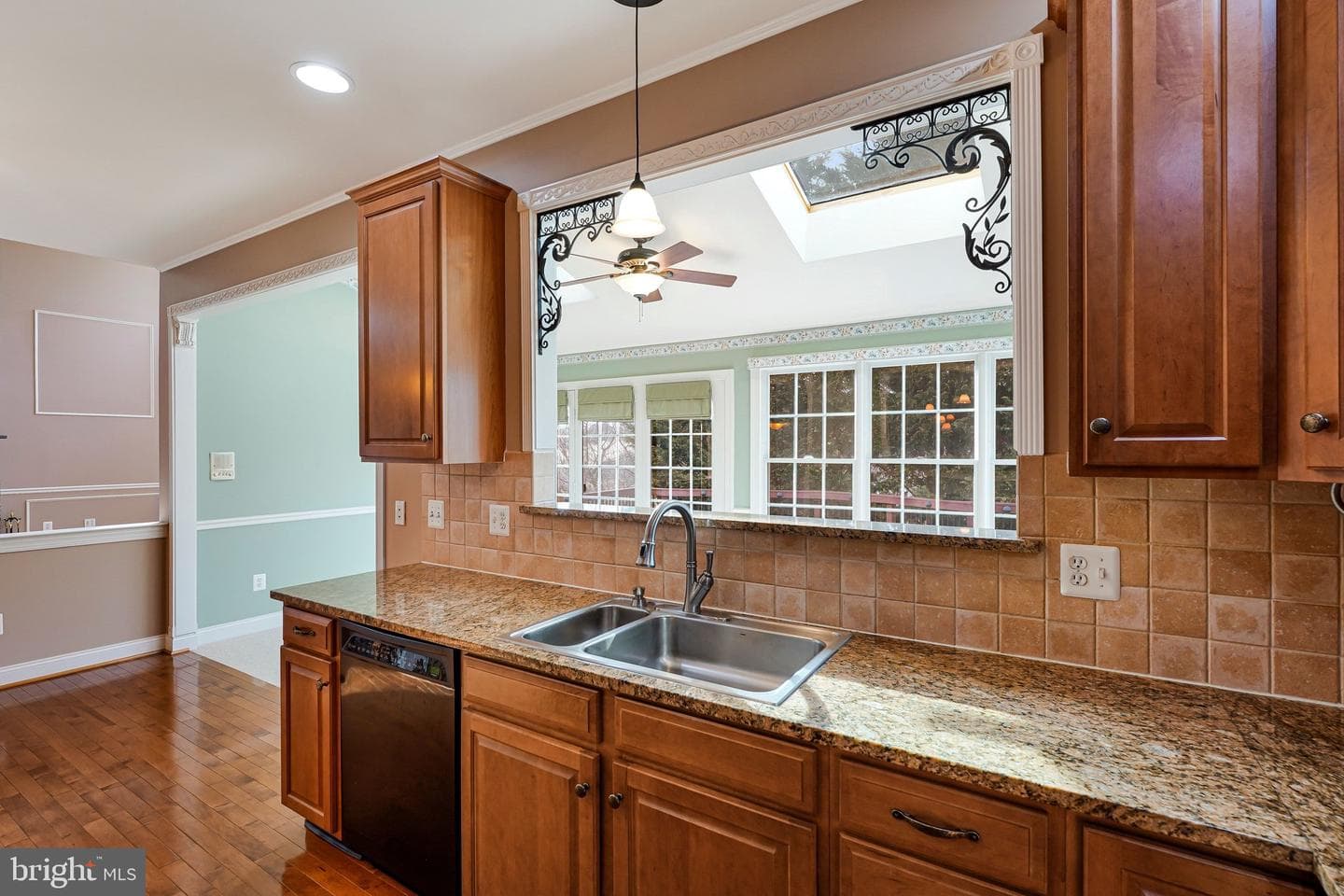 17485 White Gate Place photo 28